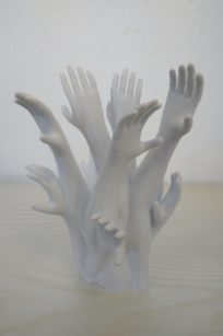 Un peu de créa chez 3D Imprime, une sculpture numérotée nommée "les migrants" de 26 cm de haut réaliser en PLA.